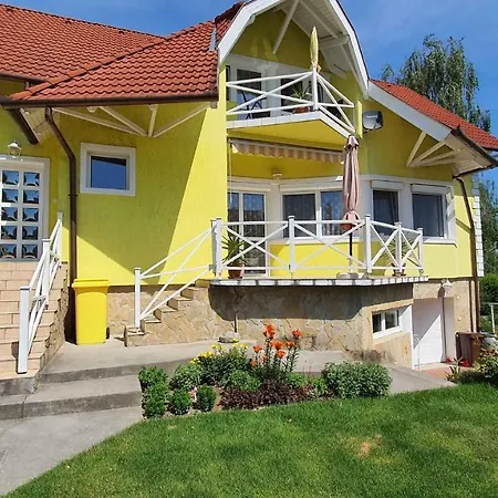 In Fonyod/balaton 18580 Apartment Fonyod